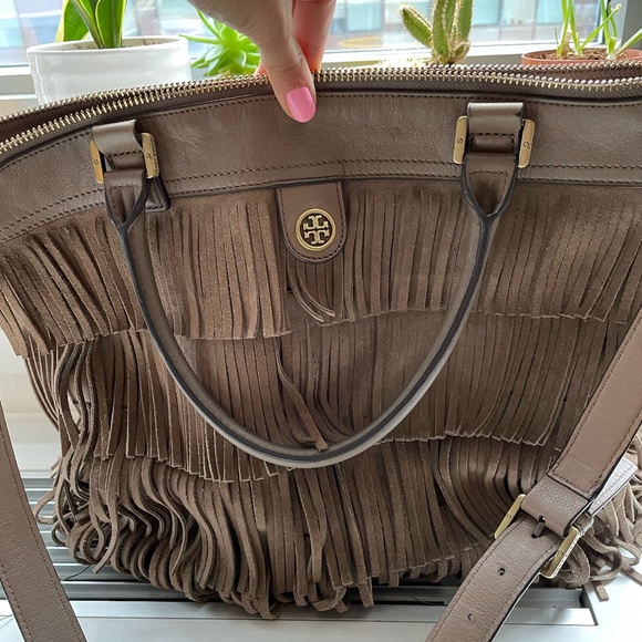 Tory Burch Handbags - Tory Burch Fringe Suede Tote Bag Taupe color with shoulder strap, Good Condition